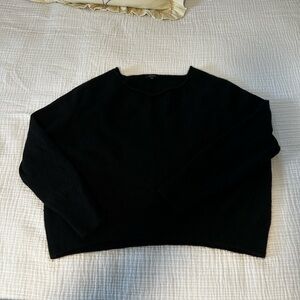 Quince Women's Black boat Neck cashmere Sweater medium